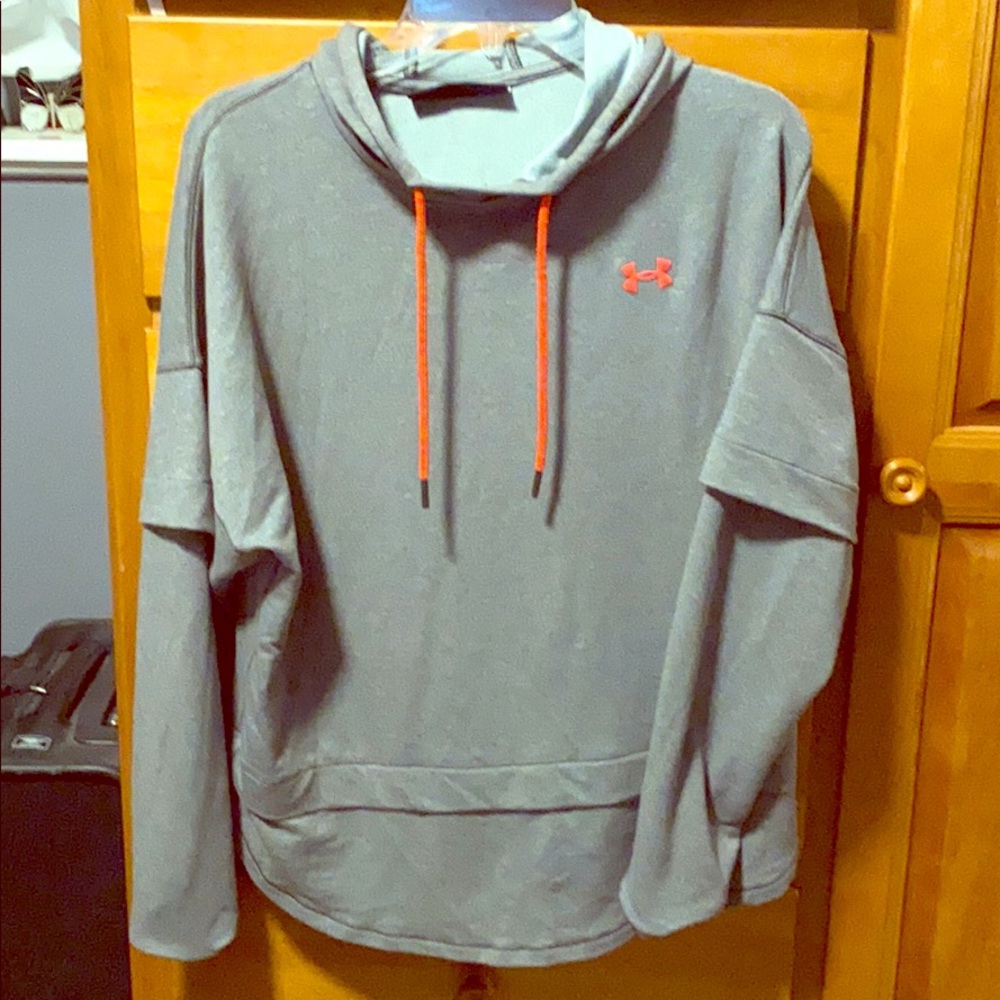 Under Armour sweatshirt